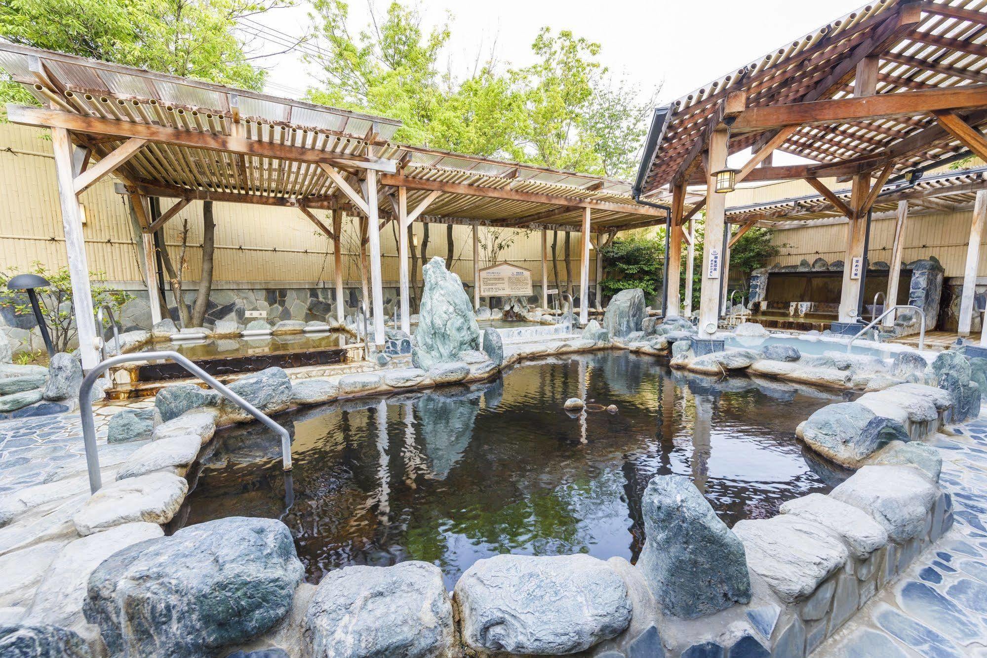 Route Inn Grantia Hanyu Spa Resort Εξωτερικό φωτογραφία